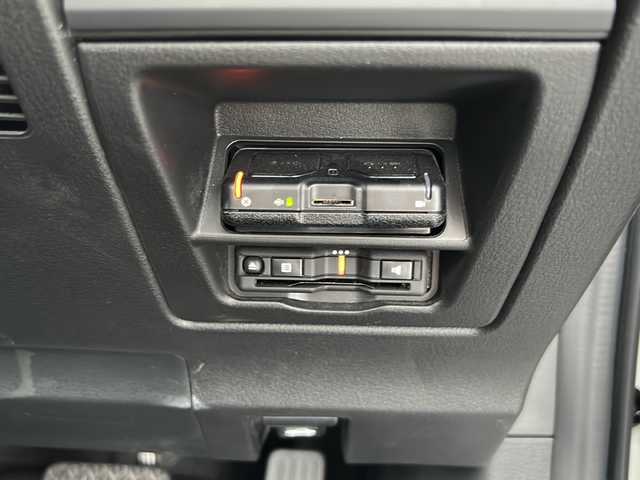 マツダ ＣＸ－３０ 20S プロアクティブ 山口県 2020(令2)年 5.6万km スノーフレイクホワイトパールマイカ ワンオーナー/純正DVD/CD/BT/USB/HDMI/フルセグTV/バックカメラ/純正LEDヘッドライト/オートライト/オートハイビーム/純正18インチアルミホイール/パワーバックドア/革巻きステアリング/パドルシフト/ステアリングスイッチ/クルーズコントロール/衝突被害軽減ブレーキ/LKA/BSM/コーナーセンサー/アイドリングストップ/オートパーキングホールド/スマートキー×２/前後タイプドライブレコーダー/純正フロアマット/ETC/電動格納ウインカードアミラー