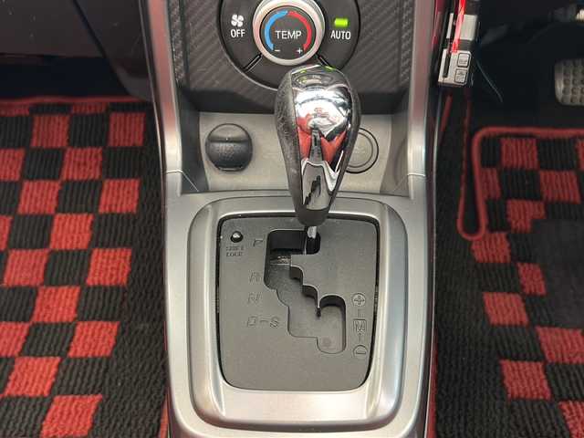 ダイハツ コペン ローブ 岐阜県 2021(令3)年 3.1万km ブラックマイカメタリック/マタドールレッドパール SDナビ/Bluetooth/フルセグTV/DVD/CD/バックカメラ/ETC/プッシュスタート/LEDヘッドライト/純正フロアマット/純正アルミホイール