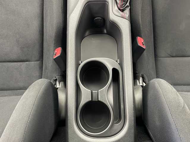 スバル ＢＲＺ R 秋田県 2020(令2)年 3.8万km マグネタイトグレーメタリック 社外アルパインナビ/（AM/FM/CD/DVD/BT）/フルセグTV/バックカメラ/ETC/LEDヘッドライト/デイライナー/電動格納ミラー/純正17インチアルミホイール/純正フロアマット/ダブル・サイド・カーテンエアバック/ABS/横滑り防止装置