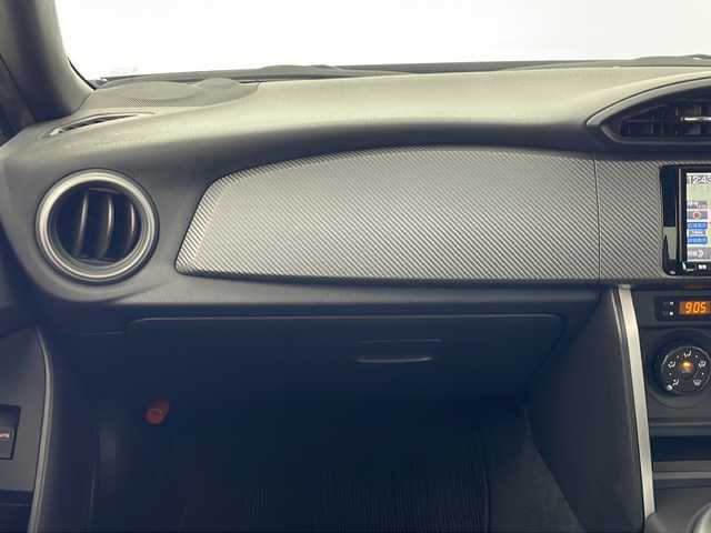 スバル ＢＲＺ R 秋田県 2020(令2)年 3.8万km マグネタイトグレーメタリック 社外アルパインナビ/（AM/FM/CD/DVD/BT）/フルセグTV/バックカメラ/ETC/LEDヘッドライト/デイライナー/電動格納ミラー/純正17インチアルミホイール/純正フロアマット/ダブル・サイド・カーテンエアバック/ABS/横滑り防止装置