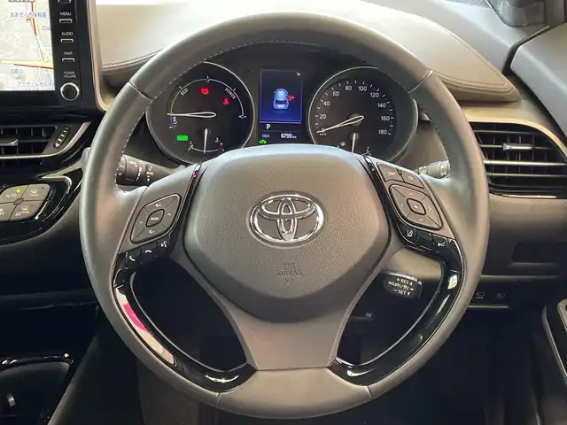 トヨタ Ｃ－ＨＲ G 埼玉県 2019(令1)年 0.7万km メタルストリームM トヨタセーフティーセンス /ディスプレイオーディオ（ナビ付き） /パノラミックビューモニター /レーダークルーズコントロール /LEDオートライト /ハーフレザーシート /純正18インチアルミホイール/ブラインドスポットモニター /ステアリングスイッチ/純正ETC