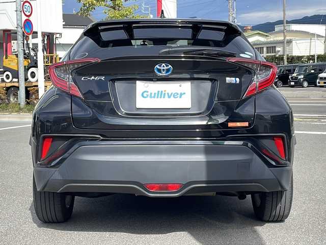 トヨタ Ｃ－ＨＲ S LEDパッケージ 長野県 2019(令1)年 4.2万km ブラックマイカ セーフティセンス/・プリクラッシュセーフティ/・レーントレーシングアシスト/・レーダークルーズコントロール/・オートマチックハイビーム/純正ナビ【NSZT-W68T】/(CD/DVD/フルセグTV/BT)/バックカメラ/ビルトインETC/ドライブレコーダー/革巻きステアリング/ステアリングスイッチ/電動パーキングブレーキ/ブレーキホールド/LEDヘッドライト/フォグランプ/オートライト/スマートキー/Pスタート/電動格納ミラー/純正フロアマット/純正17インチAW/スタッドレス積み込み