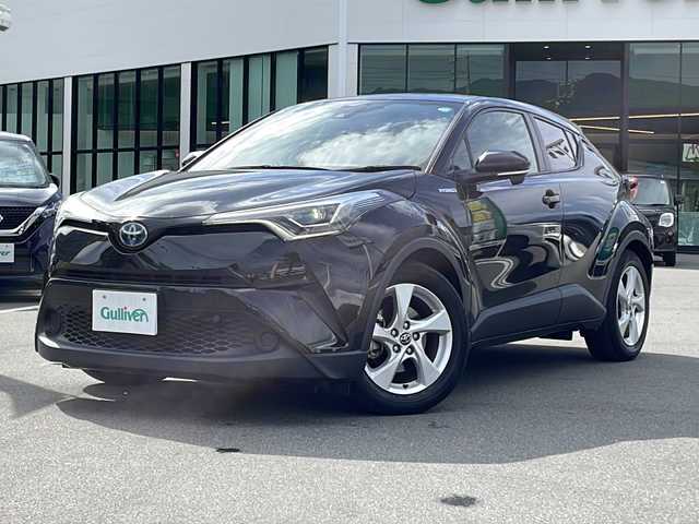 トヨタ Ｃ－ＨＲ S LEDパッケージ 長野県 2019(令1)年 4.2万km ブラックマイカ セーフティセンス/・プリクラッシュセーフティ/・レーントレーシングアシスト/・レーダークルーズコントロール/・オートマチックハイビーム/純正ナビ【NSZT-W68T】/(CD/DVD/フルセグTV/BT)/バックカメラ/ビルトインETC/ドライブレコーダー/革巻きステアリング/ステアリングスイッチ/電動パーキングブレーキ/ブレーキホールド/LEDヘッドライト/フォグランプ/オートライト/スマートキー/Pスタート/電動格納ミラー/純正フロアマット/純正17インチAW/スタッドレス積み込み