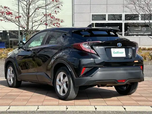 トヨタ Ｃ－ＨＲ S LEDパッケージ 福島県 2019(令1)年 4.2万km ブラックマイカ トヨタセーフティセンス/プリクラッシュセーフティ/レーントレーシングアシスト/レーダークルーズコントロール/オートマチックハイビーム/純正ナビゲーション/型番：NSZT-W68T/【CD/DVD/BT/TV】/バックカメラ/ビルトインETC/ドライブレコーダー/ステアリングリモコン/LEDオートライト/純正フロアマット
