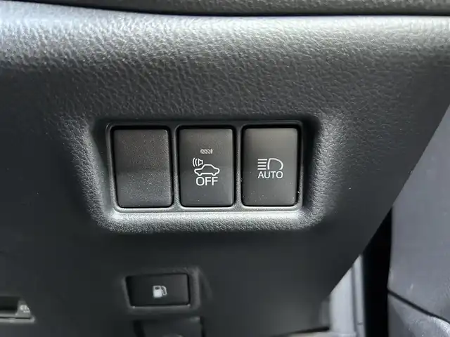 トヨタ Ｃ－ＨＲ S LEDパッケージ 福島県 2019(令1)年 4.2万km ブラックマイカ トヨタセーフティセンス/プリクラッシュセーフティ/レーントレーシングアシスト/レーダークルーズコントロール/オートマチックハイビーム/純正ナビゲーション/型番：NSZT-W68T/【CD/DVD/BT/TV】/バックカメラ/ビルトインETC/ドライブレコーダー/ステアリングリモコン/LEDオートライト/純正フロアマット