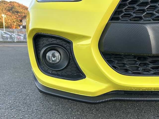 スズキ スイフト スポーツ 山梨県 2018(平30)年 7万km チャンピオンイエロー 6速MT/社外ナビ/バックカメラ/フルセグTV/CD/DVD/BT/ETC/純正17インチアルミホイール/ステアリングリモコン/クルーズコントロール/スマートキー/スペアキー1本/運転席シートヒーター/純正フロアマット