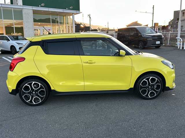 スズキ スイフト スポーツ 山梨県 2018(平30)年 7万km チャンピオンイエロー 6速MT/社外ナビ/バックカメラ/フルセグTV/CD/DVD/BT/ETC/純正17インチアルミホイール/ステアリングリモコン/クルーズコントロール/スマートキー/スペアキー1本/運転席シートヒーター/純正フロアマット