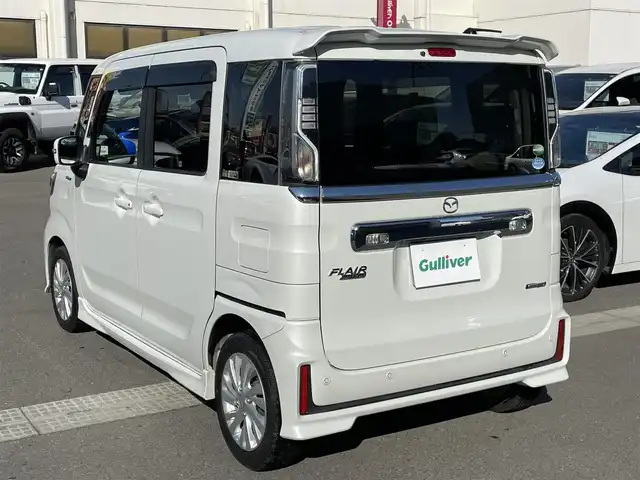 マツダ フレアワゴン カスタムスタイル ハイブリッド XG 群馬県 2018(平30)年 5.3万km ピュアホワイトP 安全装備/・衝突軽減ブレーキ/・レーンキープアシスト/・リアコーナーセンサー/・オートライト/・オートハイビーム/・横滑り防止/純正7インチワイドナビ/・AM/FM/フルセグTV/・Bluetooth/USB/・CD/DVD/SD/バックカメラ/片側電動スライドドア/ドライブレコーダー/ETC/運転席シートヒーター/LEDヘッドライト/LEDフォグランプ/純正ドアバイザー/純正フロアマット/純正14インチアルミホイール/スマートキー/プッシュスタート