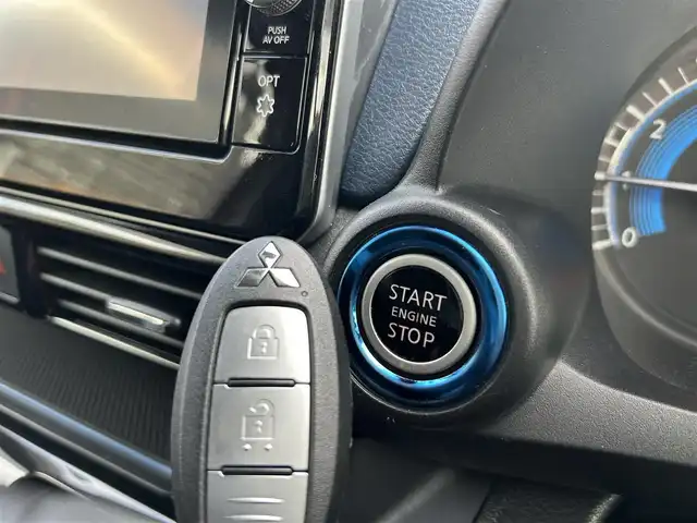 三菱 ｅＫクロス T 福島県 2019(平31)年 2.4万km オレンジ e-アシスト/・衝突被害軽減ブレーキシステム/・踏み間違い衝突防止アシスト/・車線逸脱警報/・車線逸脱防止支援機能/・オートマチックハイビーム/マイパイロット/・電動パーキングブレーキ/純正ナビゲーション/型番：MM318D-LM/【CD/DVD/SD/USB/Bluetooth/TV】/マルチアラウンドモニター/ナビ連動前方ドライブレコーダー/ETC/デジタルインナーミラー/前席シートヒーター/LEDヘッドライト/・LEDフォグランプ/・オートライト/スマートキー/・プッシュスタート/・スペアキー/ドアハンドルプロテクション/純正フロアマット/純正ドアバイザー/取扱説明書/新車時保証書