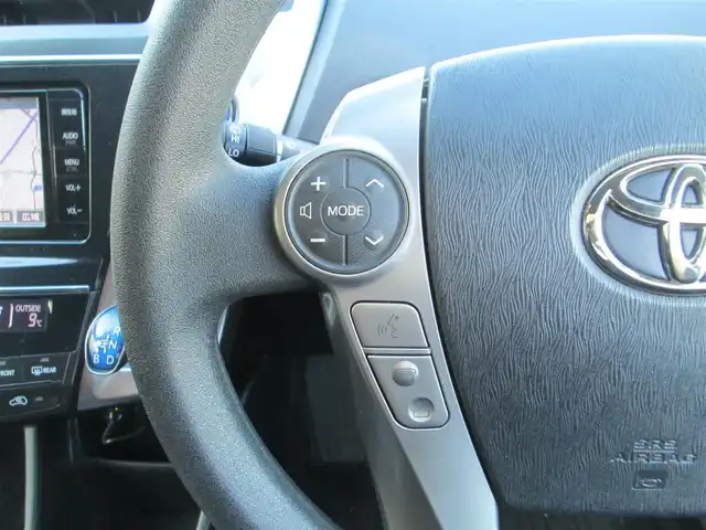 トヨタ プリウス α S 千葉県 2016(平28)年 6万km ホワイトパールクリスタルシャイン ワンオーナー/純正SDナビ、フルセグTV/バックカメラ/オーディオ【CD/DVD/SD/BT】/ハロゲンライト＆LEDフォグ/社外16インチアルミホイール/リアスポイラー/ウィンカードアミラー/ステアリングスイッチ/前方ドライブレコーダー/ビルトインETC/オートライト/横滑り防止装置/純正フロアマット＆ドアバイザー/記録簿29.30.31.R2.3年度有り/新車整備手帳/取扱説明書/スペアキー