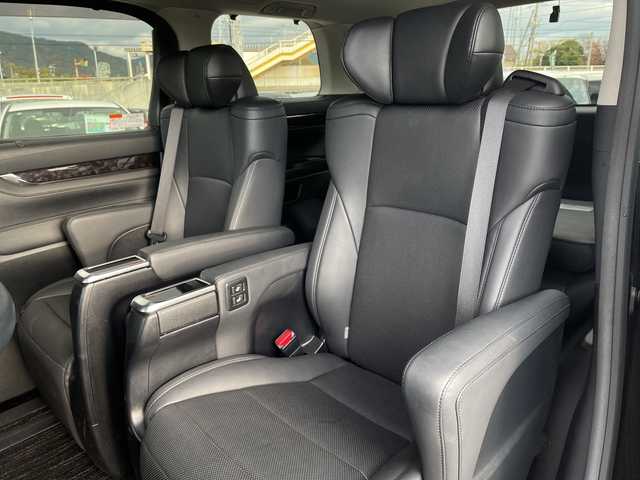 トヨタ ヴェルファイア Z Gエディション 山口県 2020(令2)年 4.7万km ブラック ツインサンルーフ　/１２型フリップダウンモニター　/オプションナビフルセグＴＶ　/３眼ＬＥＤヘッドライト　/バックカメラ/両側パワースライドドア　/デジタルインナーミラードラレコ　/黒革ベンチレーションシート　/ステアリングヒーター/レーダークルーズコントロール/前席、2列目パワーシート/クリアランスソナー/電動リアゲート/ＥＴＣ２．０