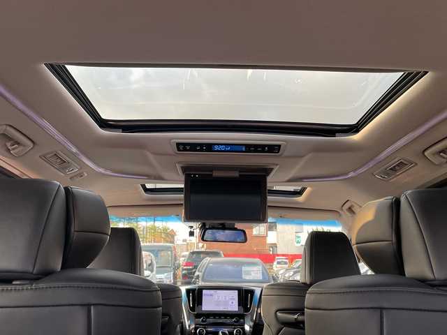 トヨタ ヴェルファイア Z Gエディション 山口県 2020(令2)年 4.7万km ブラック ツインサンルーフ　/１２型フリップダウンモニター　/オプションナビフルセグＴＶ　/３眼ＬＥＤヘッドライト　/バックカメラ/両側パワースライドドア　/デジタルインナーミラードラレコ　/黒革ベンチレーションシート　/ステアリングヒーター/レーダークルーズコントロール/前席、2列目パワーシート/クリアランスソナー/電動リアゲート/ＥＴＣ２．０