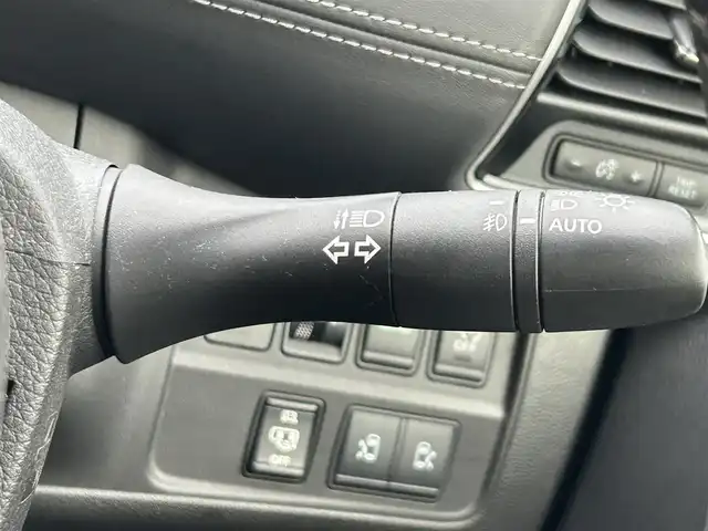 日産 セレナ ハイウェイスター プロパイロットED 茨城県 2016(平28)年 7.2万km ブリリアントホワイトパール プロパイロット/エマージェンシーブレーキ/車線逸脱警報システム/コーナーセンサー/両側パワースライドドア/純正9インチナビ/・BT.CD.DVD.SD/フルセグTV/バックカメラ/ドライブレコーダー（FR）/ビルトインETC/LEDヘッドライト/LEDフォグランプ/ステアリングスイッチ/プッシュスタート/スマートキー/電動パーキングブレーキ/横滑り防止/純正16inAW/純正フロアマット/ロールサンシェード/シートバックテーブル/シート背面USB