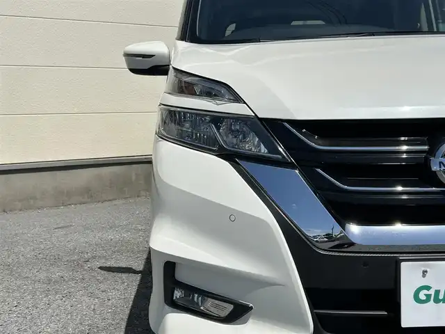 日産 セレナ ハイウェイスター プロパイロットED 茨城県 2016(平28)年 7.2万km ブリリアントホワイトパール プロパイロット/エマージェンシーブレーキ/車線逸脱警報システム/コーナーセンサー/両側パワースライドドア/純正9インチナビ/・BT.CD.DVD.SD/フルセグTV/バックカメラ/ドライブレコーダー（FR）/ビルトインETC/LEDヘッドライト/LEDフォグランプ/ステアリングスイッチ/プッシュスタート/スマートキー/電動パーキングブレーキ/横滑り防止/純正16inAW/純正フロアマット/ロールサンシェード/シートバックテーブル/シート背面USB