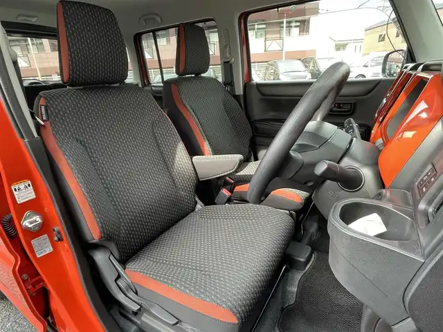 スズキ ハスラー HYBRID G 福岡県 2021(令3)年 1.6万km バーミリオンオレンジ/ガンメタリック2トーン 純正9インチナビ/(AM/FM/USB/CD/DVD/Bluetooth/フルセグTV)/バックカメラ/アラウンドビューカメラ/ビルトインETC/クリアランスソナー/車線逸脱警報/デュアルカメラサポートブレーキ/オートライト/盗難防止装置/横滑り防止機能/D/N席シートヒーター/ステアリングスイッチ/アイドリングストップ/電格ミラー/ドアバイザー/プッシュスタート/純正フロアマット/ナビ取扱説明書/取扱説明書/保証書/スペアキー×１