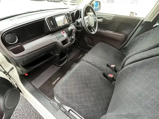 ホンダ Ｎ ＯＮＥ プレミアム ツアラー Lパッケージ 福岡県 2013(平25)年 4.8万km プレミアムホワイトパール 純正メモリーナビ【MDV-D505BT】/　(AM/FM/Bluetooth/ipod/SMARTUSEN/フルセグTV)/バックカメラ/安全装備/・横滑り防止/・クルーズコントロール/・エマージェンシーストップシグナル/純正15インチアルミホイール/無限/・ハイドロフィリックドアミラー/・フロアマット/ECONスイッチ/パドルシフト/ETC/プッシュスタート/ドアバイザー/ドアミラー調整スイッチ/ISOFIX/スペアキー×１/保証書/取扱説明書/ナビ取扱説明書