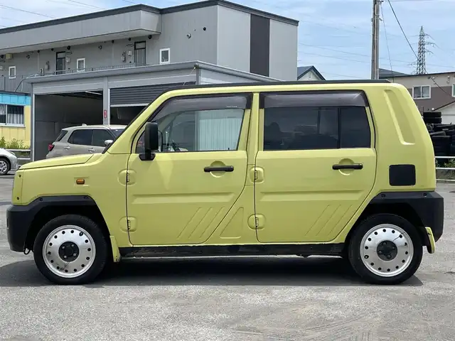 ダイハツ ネイキッド ターボG 道央・札幌 2000(平12)年 9万km マスタードイエロー ４WD/社外オーディオ/AM/FM/USB/ABS/AC100V/レーダー探知機/HIDヘッドライト/電動格納ミラー/純正フロアマット/ドアバイザー/スペアキー/社外エンジンスターター/鉄チンホイール付冬タイヤ積込/（純正ホイールキャップ有）/155/65/R14/2021年/山6mm