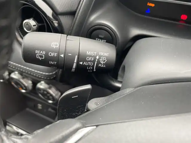 マツダ ＣＸ－３ 20SプロアクティブSパッケージ 愛媛県 2018(平30)年 3.5万km スノーフレイクホワイトパールマイカ 純正ナビ（Bluetooth/フルセグTV/AUX/DVD再生可能）/ETC/レーダークルーズコントロール/アラウンドビューモニター/シートヒーター/ステアリングヒーター/パワーシート/純正フロアマット/純正アルミホイール/前後コーナーセンサー/LEDヘッドライト/ABS/横滑り防止装置/レーンキープアシスト/盗難防止装置/Wサイドエアバッグ/衝突被害軽減システム