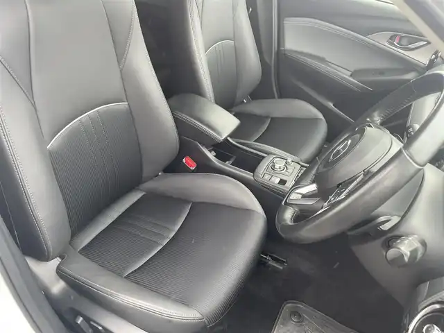 マツダ ＣＸ－３ 20SプロアクティブSパッケージ 愛媛県 2018(平30)年 3.5万km スノーフレイクホワイトパールマイカ 純正ナビ（Bluetooth/フルセグTV/AUX/DVD再生可能）/ETC/レーダークルーズコントロール/アラウンドビューモニター/シートヒーター/ステアリングヒーター/パワーシート/純正フロアマット/純正アルミホイール/前後コーナーセンサー/LEDヘッドライト/ABS/横滑り防止装置/レーンキープアシスト/盗難防止装置/Wサイドエアバッグ/衝突被害軽減システム