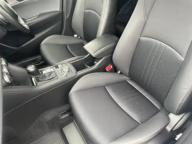 マツダ ＣＸ－３ 20SプロアクティブSパッケージ 愛媛県 2018(平30)年 3.5万km スノーフレイクホワイトパールマイカ 純正ナビ（Bluetooth/フルセグTV/AUX/DVD再生可能）/ETC/レーダークルーズコントロール/アラウンドビューモニター/シートヒーター/ステアリングヒーター/パワーシート/純正フロアマット/純正アルミホイール/前後コーナーセンサー/LEDヘッドライト/ABS/横滑り防止装置/レーンキープアシスト/盗難防止装置/Wサイドエアバッグ/衝突被害軽減システム