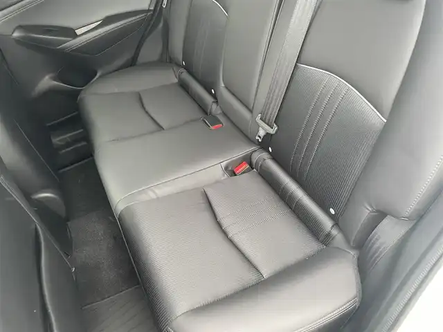 マツダ ＣＸ－３ 20SプロアクティブSパッケージ 愛媛県 2018(平30)年 3.5万km スノーフレイクホワイトパールマイカ 純正ナビ（Bluetooth/フルセグTV/AUX/DVD再生可能）/ETC/レーダークルーズコントロール/アラウンドビューモニター/シートヒーター/ステアリングヒーター/パワーシート/純正フロアマット/純正アルミホイール/前後コーナーセンサー/LEDヘッドライト/ABS/横滑り防止装置/レーンキープアシスト/盗難防止装置/Wサイドエアバッグ/衝突被害軽減システム