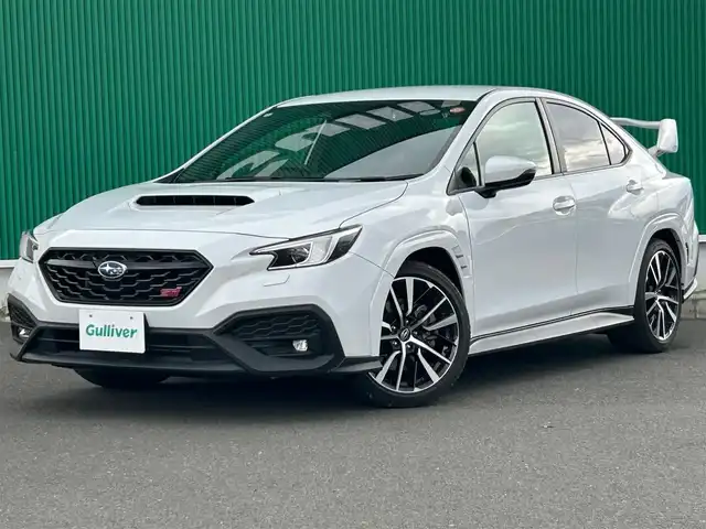 スバル ＷＲＸ Ｓ４ STIスポーツR 宮城県 2022(令4)年 1.4万km セラミックホワイト アイサイトコアテクノロジー/・プリクラッシュブレーキ/・前側方プリクラッシュブレーキ/・緊急時プリクラッシュステアリング/・AT誤発進抑制制御/・AT誤後進抑制制御/・青信号お知らせ機能/・先行車発進お知らせ機能/・全車速追従機能付クルーズコントロール/・ツーリングアシスト/・後退時ブレーキアシスト/・ふらつき警報/・車線逸脱抑制/・車線逸脱警報/アイサイトセイフティプラス（運転支援）/・リアビークルディテクション/・エマージェンシーレーンキープアシスト/・アレイ式アダプティブドライビングビーム/メモリナビ（AVIC-RZ812）/・CD/DVD/・Bluetooth/・フルセグTV/バックカメラ/ETC/レザーシート/シートヒーター（運転席/助手席/後席左右）/パワーシート（運転席メモリー機能付）/革巻きステアリング/パドルシフト/電動パーキングブレーキ/ブレーキホールド/LEDヘッドランプ/フォグランプ/スマートキー＆プッシュスタート/純正18インチAW/純正フロアマット/W/サイド/カーテンエアバッグ