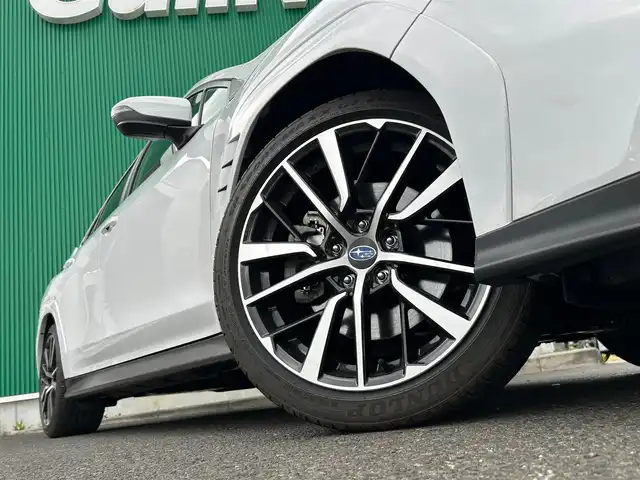 スバル ＷＲＸ Ｓ４ STIスポーツR 宮城県 2022(令4)年 1.4万km セラミックホワイト アイサイトコアテクノロジー/・プリクラッシュブレーキ/・前側方プリクラッシュブレーキ/・緊急時プリクラッシュステアリング/・AT誤発進抑制制御/・AT誤後進抑制制御/・青信号お知らせ機能/・先行車発進お知らせ機能/・全車速追従機能付クルーズコントロール/・ツーリングアシスト/・後退時ブレーキアシスト/・ふらつき警報/・車線逸脱抑制/・車線逸脱警報/アイサイトセイフティプラス（運転支援）/・リアビークルディテクション/・エマージェンシーレーンキープアシスト/・アレイ式アダプティブドライビングビーム/メモリナビ（AVIC-RZ812）/・CD/DVD/・Bluetooth/・フルセグTV/バックカメラ/ETC/レザーシート/シートヒーター（運転席/助手席/後席左右）/パワーシート（運転席メモリー機能付）/革巻きステアリング/パドルシフト/電動パーキングブレーキ/ブレーキホールド/LEDヘッドランプ/フォグランプ/スマートキー＆プッシュスタート/純正18インチAW/純正フロアマット/W/サイド/カーテンエアバッグ