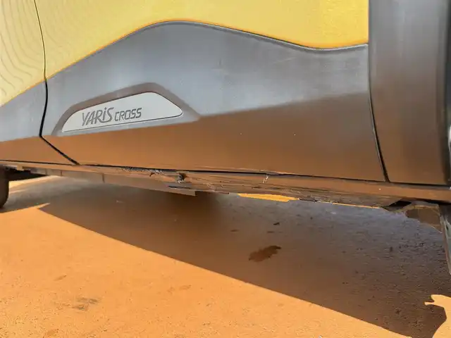 トヨタ ヤリスクロス G 三重県 2020(令2)年 1.7万km ブラスゴールドメタリック ワンオーナー/ディスプレイオーディオ/スペアキー