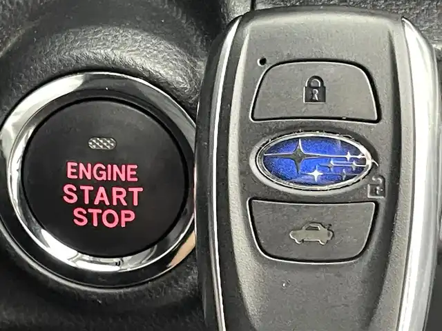 スバル レヴォーグ 1．8STIスポーツ EX 熊本県 2022(令4)年 2.7万km WRブルーパール ＳＴｉエアロフル　/ＳＴｉマフラー　/純正11.6インチナビ（ＢＴ・フルセグＡＵＸ・ｉｐｏｄ・ＵＳＢ）/バックカメラ　/純正前方ドライブレコーダー　/ビルトインＥＴＣ　/後ろのみクリアランスソナー　/アイサイト/・プリクラッシュセーフティ/・ツーリングアシスト/・緊急時プリクラッシュステアリング/・前側方プリクラッシュブレーキ/・後側方警戒支援機能/・ハイビームアシスト/・誤発進制御機能/・アダブティブクルーズコントロール/・車線逸脱抑制機能/・ふらつき警報機能/・先行車発進お知らせ機能/・ブラインドスポットモニター/横滑り防止/デジタルインナーミラー/全席シートヒーター/前席パワーシート/パワーバックドア/パドルシフト/バーチャルコックピット/社外フロアマット/純正１８インチＡＷ/オートライト/LEDヘッドライト/フォグランプ/スマートキー/プッシュスタート