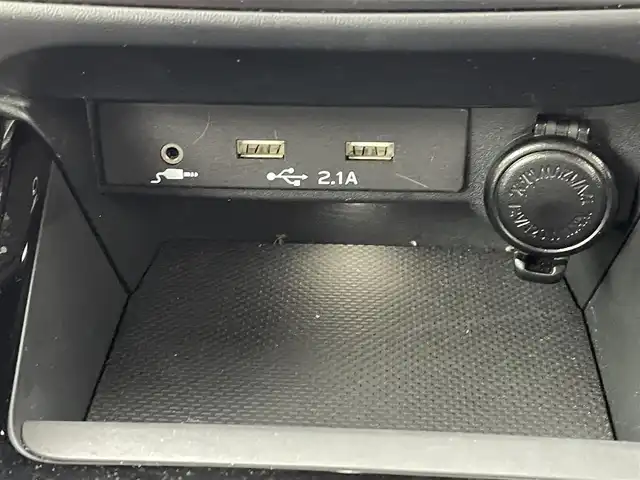 スバル レヴォーグ 1．8STIスポーツ EX 熊本県 2022(令4)年 2.7万km WRブルーパール ＳＴｉエアロフル　/ＳＴｉマフラー　/純正11.6インチナビ（ＢＴ・フルセグＡＵＸ・ｉｐｏｄ・ＵＳＢ）/バックカメラ　/純正前方ドライブレコーダー　/ビルトインＥＴＣ　/後ろのみクリアランスソナー　/アイサイト/・プリクラッシュセーフティ/・ツーリングアシスト/・緊急時プリクラッシュステアリング/・前側方プリクラッシュブレーキ/・後側方警戒支援機能/・ハイビームアシスト/・誤発進制御機能/・アダブティブクルーズコントロール/・車線逸脱抑制機能/・ふらつき警報機能/・先行車発進お知らせ機能/・ブラインドスポットモニター/横滑り防止/デジタルインナーミラー/全席シートヒーター/前席パワーシート/パワーバックドア/パドルシフト/バーチャルコックピット/社外フロアマット/純正１８インチＡＷ/オートライト/LEDヘッドライト/フォグランプ/スマートキー/プッシュスタート