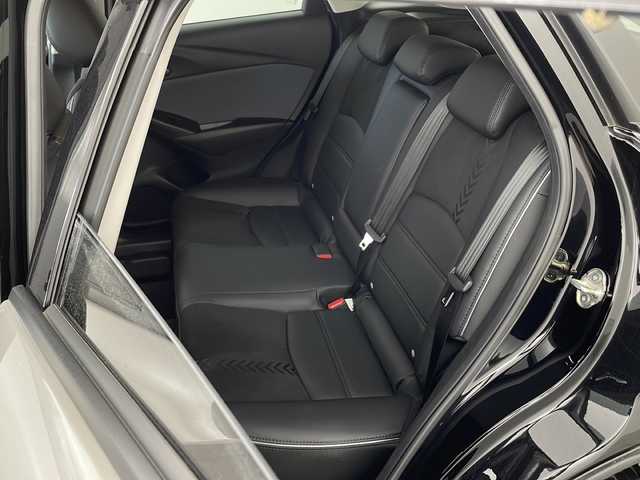 マツダ ＣＸ－３ 15S ビビッド モノトーン 兵庫県 2024(令6)年 1万km ベージュⅡ ・純正ナビ/Bluetooth/テレビ/Apple car play/Android Auto/USB/・全方位カメラ/・衝突軽減ブレーキ/・パーキングアシスト/・レーダークルーズコントロール/・車線逸脱警報システム/・オートマチックハイビーム/・ドライバーアテンションアラート/・前後クリアランスソナー/・誤発信発進抑制機能（前進時・後退時）/・横滑り防止装置/・ヘッドアップディスプレイ/・ステアリングヒーター/・パドルシフト/・レザーシート/・シートヒーター/・パワーシート/・電動パーキングブレーキ/・オートブレーキホールド/・純正18インチアルミホイール/・LEDヘッドライト/・純正前後ドライブレコーダー/・プッシュスタート/・スマートキー/・スペアキー