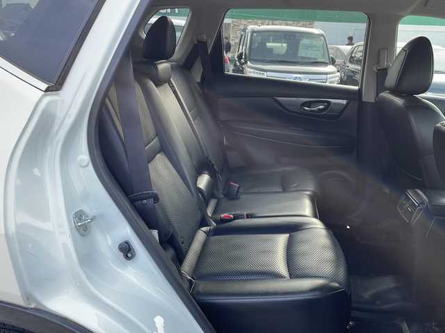 日産 エクストレイル 20Xtt エマージェンシーブレーキ 徳島県 2016(平28)年 8.5万km 白 純正SDナビ/（USB/BT/ラジオ/フルセグ/AUX）/全方位カメラ/４WD/前後コーナーセンサー/追従式クルーズコントロール/ドライブレコーダー/純正17インチAW/合皮シート/前席シートヒーター/LEDヘッドライト/純正フロアマット/パワーバックドア/ドライブレコーダー/ビルトインETC/ドアハンドルプロテクター