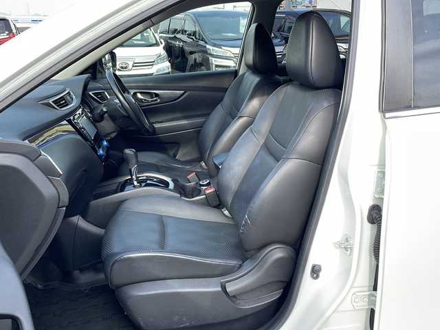 日産 エクストレイル 20Xtt エマージェンシーブレーキ 徳島県 2016(平28)年 8.5万km 白 純正SDナビ/（USB/BT/ラジオ/フルセグ/AUX）/全方位カメラ/４WD/前後コーナーセンサー/追従式クルーズコントロール/ドライブレコーダー/純正17インチAW/合皮シート/前席シートヒーター/LEDヘッドライト/純正フロアマット/パワーバックドア/ドライブレコーダー/ビルトインETC/ドアハンドルプロテクター