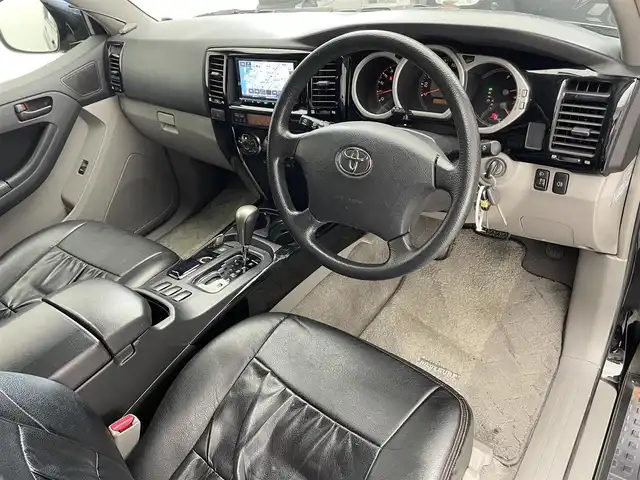 トヨタ ハイラックス サーフ SSR－X LTD 滋賀県 2008(平20)年 11.8万km ブラック 社外SDナビ/【Bluetooth/CD/DVD/USB/フルセグ 】/バックカメラ/ルーフレール/革調シートカバー/純正16AW/ドライブレコーダー/トランスファー【H2/H4/L4】/ABS/センターデフロック/オートライト/AC100V