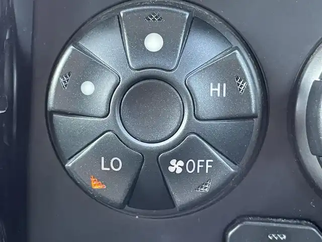 トヨタ ハイラックス サーフ SSR－X LTD 香川県 2008(平20)年 11.8万km ブラック ケンウッド7型ナビ/→Bluetooth/CD.DVD/USB/フルセグTV /バックカメラ/ルーフレール/バンパーガード/革調シートカバー/純正16インチアルミホイール/ドライブレコーダー/トランスファー【H2/H4/L4】/ABS/センターデフロック/オートライト/AC100V/リモコンキー