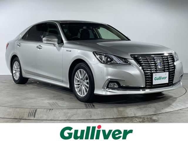 トヨタ クラウン ハイブリッド ロイヤルサルーンG 福岡県 2017(平29)年 3.5万km プレシャスシルバー トヨタセーフティセンスP/・レーダークルーズ コントロール/・プリクラッシュセーフティ/・レーンディパーチャーアラート/・オートマチックハイビーム/・ブラインドスポットモニター/純正SDナビ/(DVD・BD/フルセグTV/Bluetooth/MSV)/バックカメラ/ビルトインETC/前後ドライブレコーダー【DRV-325】/全席パワーシート/前席シートヒーター/ハンドルヒーター/リアエアコン/横滑り防止機能/純正16インチアルミホイール/スマートキー/LEDヘッドライト/リアシェード/カーテンエアバック/コーナーセンサー/スペアキー/取扱説明書/保証書