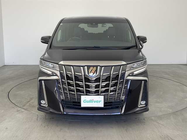 トヨタ アルファード S タイプゴールド 兵庫県 2020(令2)年 6.2万km スパークリングブラックパールクリスタルシャイン ・純正８インチナビ/CD/DVD/Bluetooth/TV/USB/・純正12.1インチリアフリップダウンモニター/・バックカメラ/・ビルトインETC/・Toyota　Safety　Sense/・プリクラッシュセーフティ/・レーントレーシングアシスト/・レーダークルーズコントロール/・ロードサインアシスト/・アダプティブハイビームシステム/・ブラインドスポットモニター/・クリアランスソナー/・リヤクロストラフィックアラート/・先行車発進告知/・デジタルインナーミラー/・前後ドライブレコーダー/・両側パワースライドドア/・パワーバックドア/・純正18インチアルミホイール/・純正フロアマット/・三眼LEDヘッドライト/・オートライト/・プッシュスタート/・スマートキー