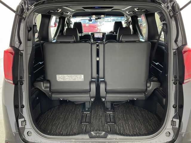 トヨタ アルファード S タイプゴールド 兵庫県 2020(令2)年 6.2万km スパークリングブラックパールクリスタルシャイン ・純正８インチナビ/CD/DVD/Bluetooth/TV/USB/・純正12.1インチリアフリップダウンモニター/・バックカメラ/・ビルトインETC/・Toyota　Safety　Sense/・プリクラッシュセーフティ/・レーントレーシングアシスト/・レーダークルーズコントロール/・ロードサインアシスト/・アダプティブハイビームシステム/・ブラインドスポットモニター/・クリアランスソナー/・リヤクロストラフィックアラート/・先行車発進告知/・デジタルインナーミラー/・前後ドライブレコーダー/・両側パワースライドドア/・パワーバックドア/・純正18インチアルミホイール/・純正フロアマット/・三眼LEDヘッドライト/・オートライト/・プッシュスタート/・スマートキー