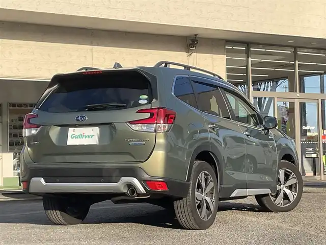 スバル フォレスター ハイブリッド アドバンス 宮城県 2019(令1)年 4.5万km ジャスパーグリーンM DIATONEサウンドナビ/(ラジオ、CD、SD、USB、BT)/サンルーフ/(スライド/チルト)/ルーフレール/追従クルーズコントロール/オートビークルホールド/純正アルミホイール/レザーシート/サイドカメラ/デジタルインナーミラー/電動パーキングブレーキ/純正アルミホイールスタッドレスタイヤ/(225/55R18)/純正ETC2.0/純正フロアカーペット/純正フロントグリル/純正ドアバイザー/純正LEDアクセライナー/純正リアビューカメラ/スペアキー×１/社外ドライブレコーダー前方/パワーリアゲート/パワーリアゲート開閉高さメモリー機能/SRH　on/off切り替えスイッチ/アイサイト警報on/offスイッチ/VDCon/offスイッチ/レーンキープアシスト/ステアリングヒーター/オートライト/Xモード/D、N席パワーシート/全席シートヒーター/プリクラッシュセーフティー