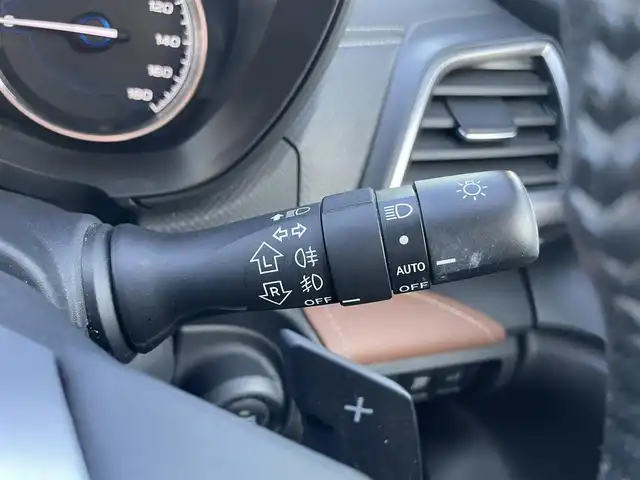 スバル フォレスター ハイブリッド アドバンス 宮城県 2019(令1)年 4.5万km ジャスパーグリーンM DIATONEサウンドナビ/(ラジオ、CD、SD、USB、BT)/サンルーフ/(スライド/チルト)/ルーフレール/追従クルーズコントロール/オートビークルホールド/純正アルミホイール/レザーシート/サイドカメラ/デジタルインナーミラー/電動パーキングブレーキ/純正アルミホイールスタッドレスタイヤ/(225/55R18)/純正ETC2.0/純正フロアカーペット/純正フロントグリル/純正ドアバイザー/純正LEDアクセライナー/純正リアビューカメラ/スペアキー×１/社外ドライブレコーダー前方/パワーリアゲート/パワーリアゲート開閉高さメモリー機能/SRH　on/off切り替えスイッチ/アイサイト警報on/offスイッチ/VDCon/offスイッチ/レーンキープアシスト/ステアリングヒーター/オートライト/Xモード/D、N席パワーシート/全席シートヒーター/プリクラッシュセーフティー