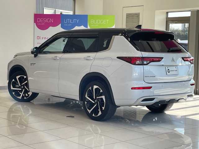 三菱 アウトランダー ＰＨＥＶ