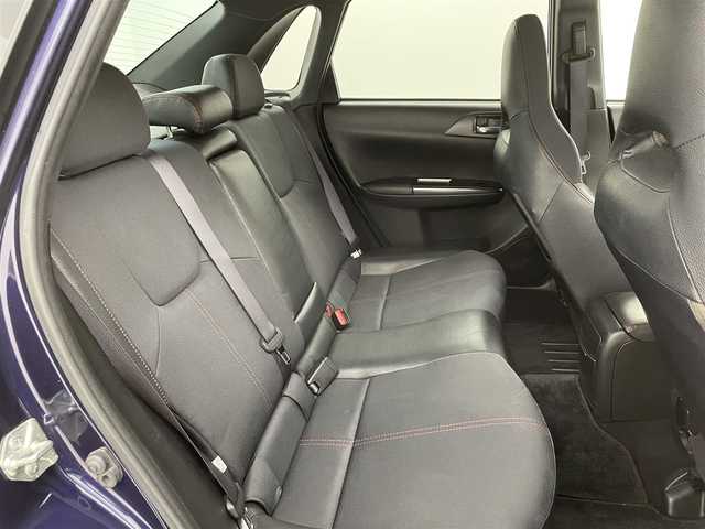 スバル インプレッサ ＷＲＸ STI A－Line 福岡県 2010(平22)年 10.1万km マリンブルーパール 社外ナビ（Ｂｌｕｅｔｏｏｔｈ，フルセグＴＶ）　/バックカメラ　/ＥＴＣ　/ドライブレコーダー　/クルーズコントロール　/横滑り防止装置　/パドルシフト　/電動格納式ドアミラー　/プッシュスタート　/ハーフレザーシート