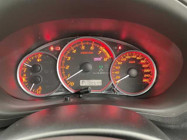 スバル インプレッサ ＷＲＸ STI A－Line 福岡県 2010(平22)年 10.1万km マリンブルーパール 社外ナビ（Ｂｌｕｅｔｏｏｔｈ，フルセグＴＶ）　/バックカメラ　/ＥＴＣ　/ドライブレコーダー　/クルーズコントロール　/横滑り防止装置　/パドルシフト　/電動格納式ドアミラー　/プッシュスタート　/ハーフレザーシート