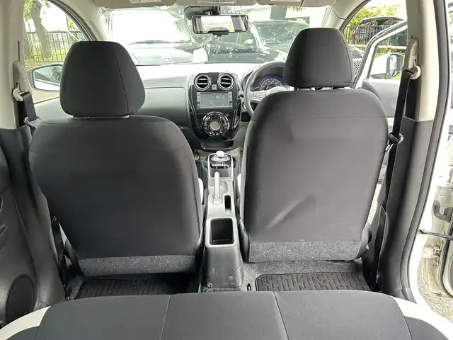 日産 ノート e－パワー X 香川県 2017(平29)年 1.2万km ブリリアントホワイトパール ワンオーナー/純正ナビ【MJ116D-W】/フルセグTV/Bluetooth/USB/CD/SD/インテリジェントアラウンドビューモニター/インテリジェントエマージェンシーブレーキ/車線逸脱警報/デジタルインナーミラー/純正フロアマット/ETC/プッシュスタート/スマートキーx2/新車時保証書/取扱説明書