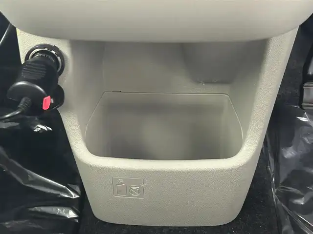 ダイハツ キャスト スタイル X SAⅢ 埼玉県 2018(平30)年 1.6万km ディープブルークリスタルマイカ ナビ　Ｂｌｕｅｔｏｏｔｈ　フルセグＴＶ　バックカメラ　アイドリングストップ　衝突軽減システム　オートハイビーム　誤発信抑制　スマートキー　純正フロアマット プッシュスタート ＥＴＣ