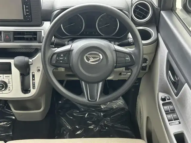 ダイハツ キャスト スタイル X SAⅢ 埼玉県 2018(平30)年 1.6万km ディープブルークリスタルマイカ ナビ　Ｂｌｕｅｔｏｏｔｈ　フルセグＴＶ　バックカメラ　アイドリングストップ　衝突軽減システム　オートハイビーム　誤発信抑制　スマートキー　純正フロアマット プッシュスタート ＥＴＣ