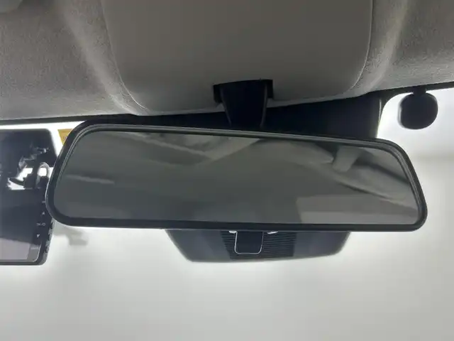 ダイハツ キャスト スタイル X SAⅢ 埼玉県 2018(平30)年 1.6万km ディープブルークリスタルマイカ ナビ　Ｂｌｕｅｔｏｏｔｈ　フルセグＴＶ　バックカメラ　アイドリングストップ　衝突軽減システム　オートハイビーム　誤発信抑制　スマートキー　純正フロアマット プッシュスタート ＥＴＣ