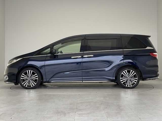 ホンダ オデッセイ アブソルート 愛知県 2015(平27)年 5.6万km プレミアムヴィーナスブラックP 衝突軽減システム/純正SDナビ/両側パワースライドドア/クルーズコントロール/CD/DVD/Bluetooth/バックカメラ/純正アルミホイール/LEDヘッドライト/パドルシフト/リアオートエアコン/オートライト/ETC/ステアリングスイッチ/スマートキー/プッシュスタート