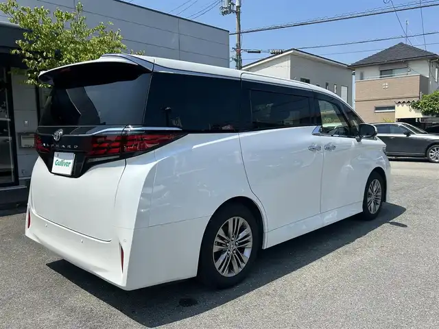 トヨタ アルファード Z 奈良県 2024(令6)年 0.7万km プラチナホワイトパールマイカ ワンオーナー/純正メーカナビ/ムーンルーフ/サイドエンブレム/置き充電/ベンチレーション/シートヒーター/サンシェード/デジタルインナーミラー/黒レザーシート/パワーシート/スペアキー/クルコン追従/メモリーシート/パワーバック/アラウンドビューカメラ/取扱説明書/保証書