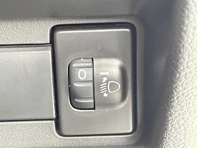 スズキ スペーシア カスタム HYBRID GS 千葉県 2024(令6)年 0.4万km スチールシルバーM 社外ナビ（KENWOOD）/フルセグTV　CD/DVD　Bluetooth/ETC/オートライト/片側パワースライドドア/USB・タイプC入力端子/電子パーキング/ブレーキホールド/衝突軽減ブレーキ/レーンキープアシスト/レーダークルーズコントロール/コーナーセンサー/アイドリングストップ/先行車お知らせ機能/シートヒーター/ステアリングスイッチ/純正アルミホイール/スマートキー/プッシュスタート